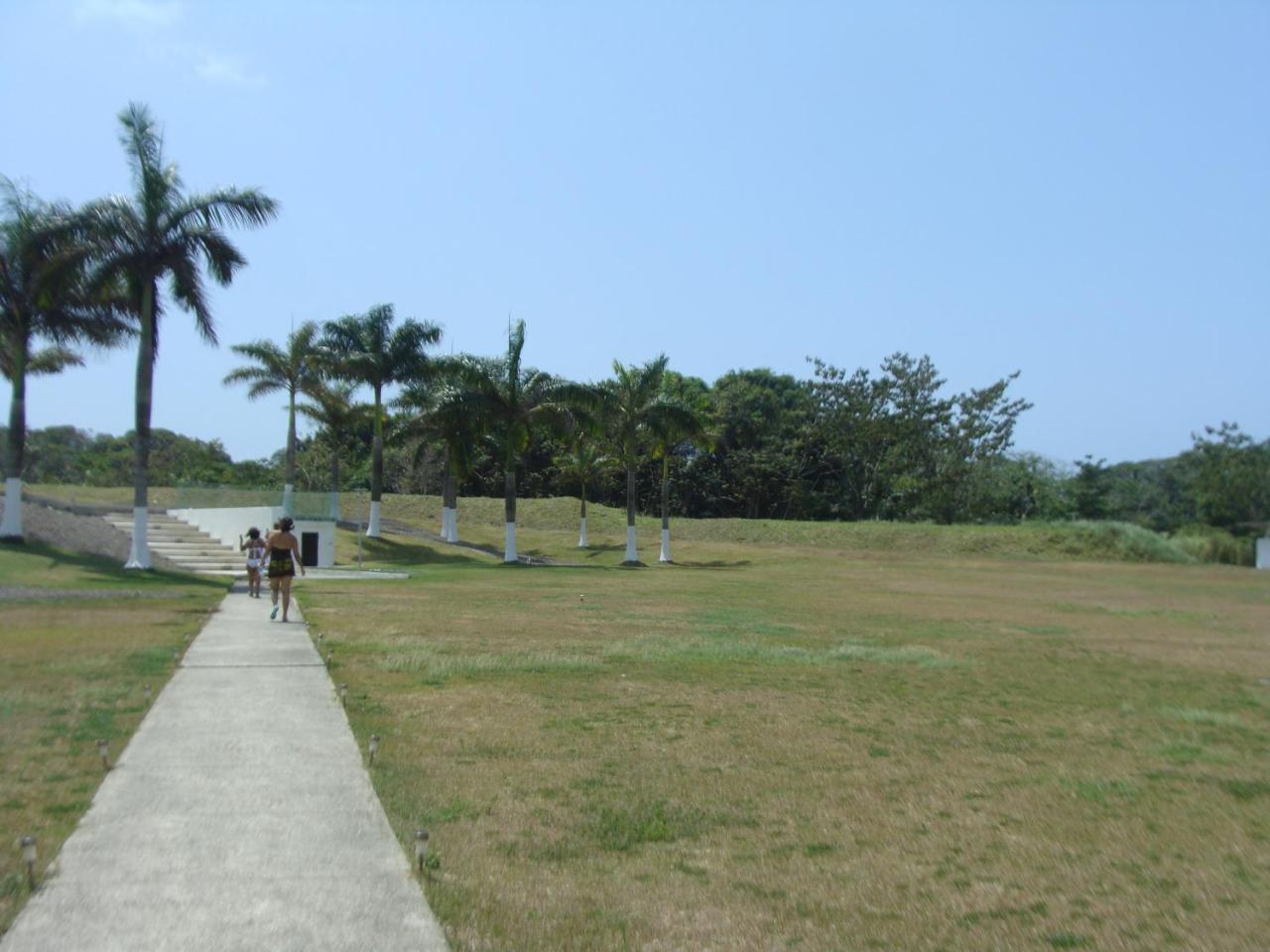 Apartamento En Balabeach Maria Chiquita In Front Of The Beach 2Hab Colon Buitenkant foto