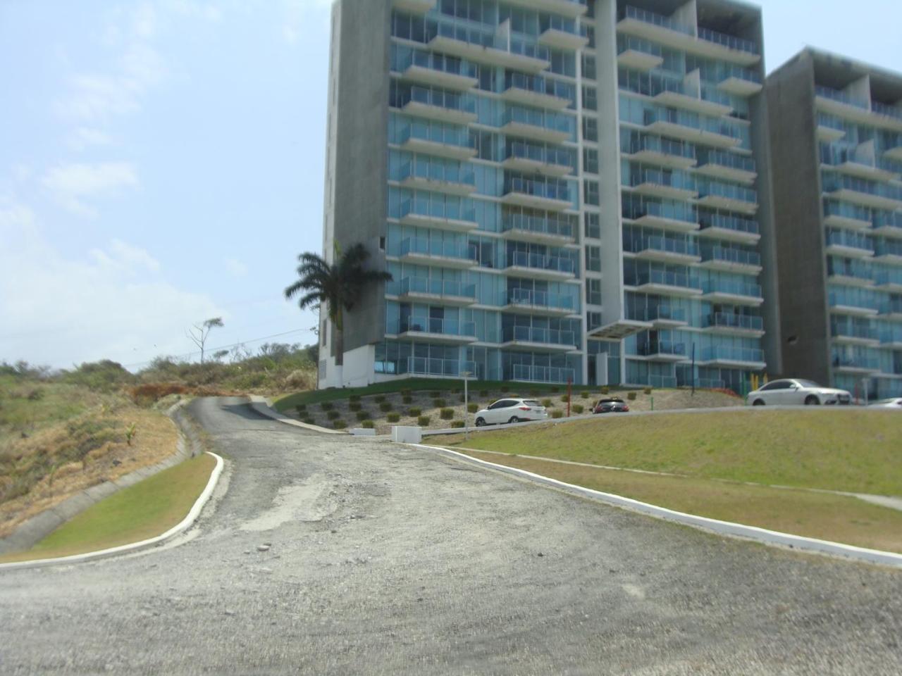 Apartamento En Balabeach Maria Chiquita In Front Of The Beach 2Hab Colon Buitenkant foto