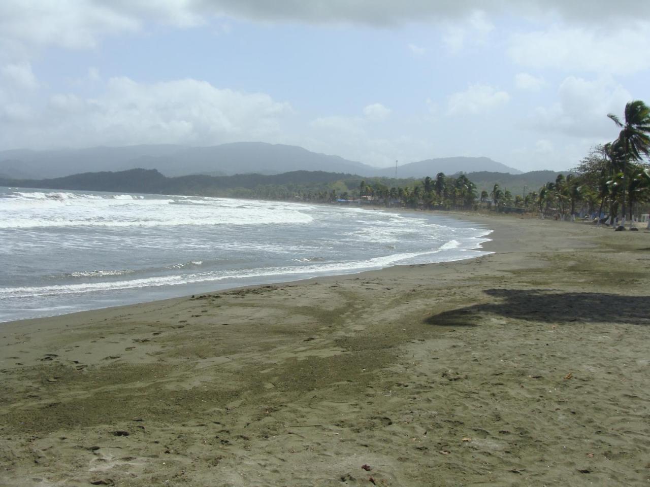 Apartamento En Balabeach Maria Chiquita In Front Of The Beach 2Hab Colon Buitenkant foto