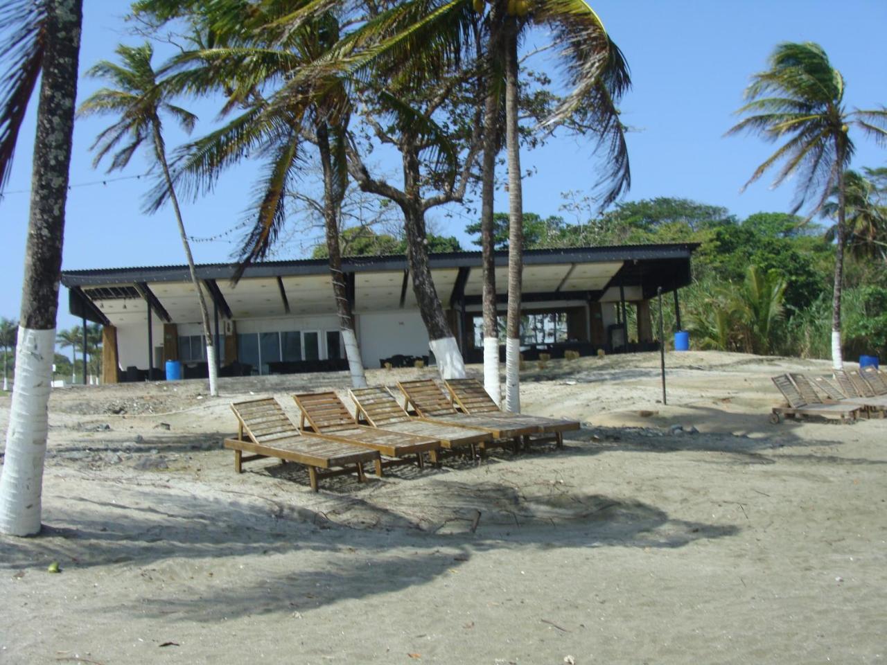 Apartamento En Balabeach Maria Chiquita In Front Of The Beach 2Hab Colon Buitenkant foto