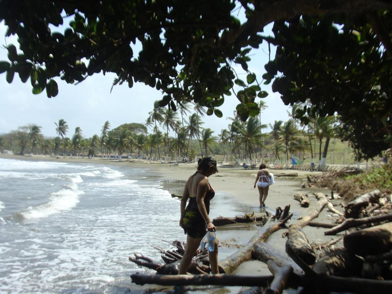 Apartamento En Balabeach Maria Chiquita In Front Of The Beach 2Hab Colon Buitenkant foto
